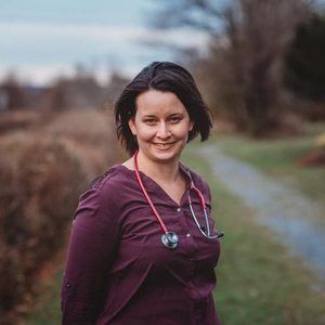 Meet your Posher, Laura